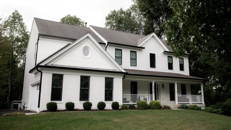 What Really Happens During a Roofing Estimate With Presidential Exteriors